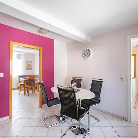 Apartment In Der Naehe Des Skigebietes Battenberg, Cleaning Included